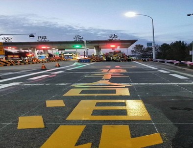 忻州忻州高速道路划线施工